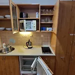 Almet Apartmanove 206 *