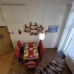 Almet Apartmanove 206