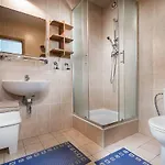 Almet Apartmanove 206 アパート *