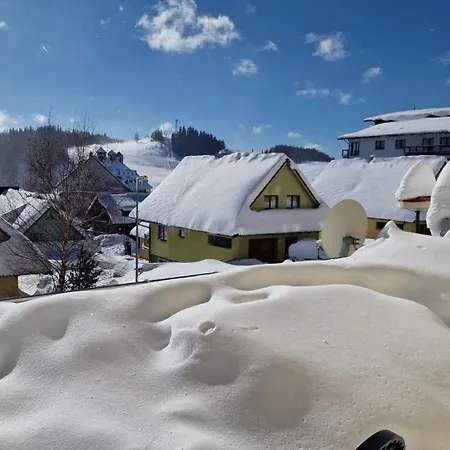 Almet Apartmanove 206 *