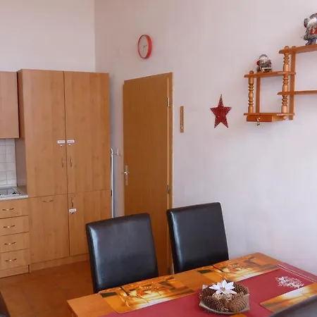Almet Apartmanove 206 Appartement